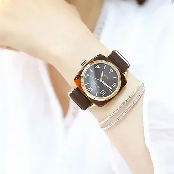 2019 New Hot-selling Watch High-end Chain Watch Female Watch Fashion & Casual Chronograph Buckle Arabic Numerals
2019 New Hot-selling Watch High-end Chain Watch Female Watch Fashion & Casual Chronograph Buckle Arabic Numerals