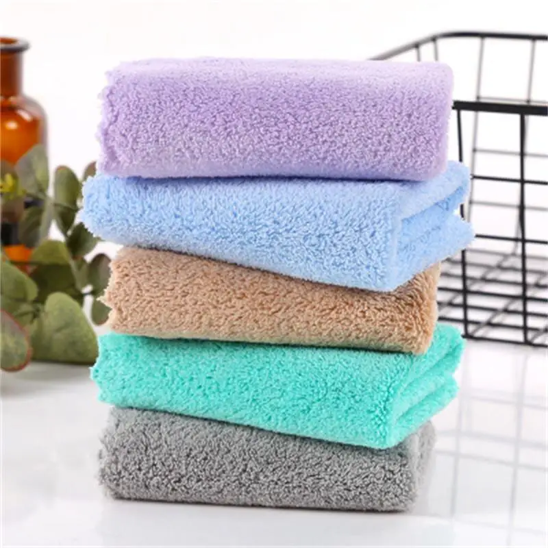 1 Pcs High-density Coral Velvet Microfiber Material Strong Water Absorption Lint-free Household Cleaning Square Towel 25*25cm
1 Pcs High-density Coral Velvet Microfiber Material Strong Water Absorption Lint-free Household Cleaning Square Towel 25*25cm
