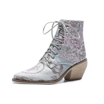 EMMA KING 2018 New Luxury Silk Boots Women Zapatos Mujer Winter Embroider Women Motorcycle Martin Boots Lace Up Shoes Women
EMMA KING 2018 New Luxury Silk Boots Women Zapatos Mujer Winter Embroider Women Motorcycle Martin Boots Lace Up Shoes Women
