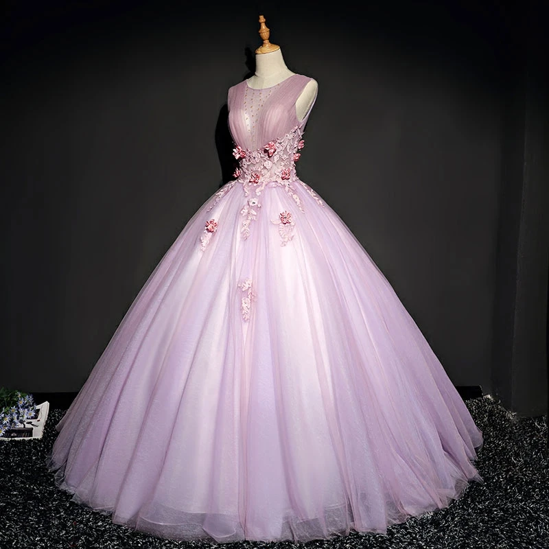 100% real cosplay light pale lavender ball gown medieval dress Renaissance gown queen Victorian Belle Ball gown
100% real cosplay light pale lavender ball gown medieval dress Renaissance gown queen Victorian Belle Ball gown