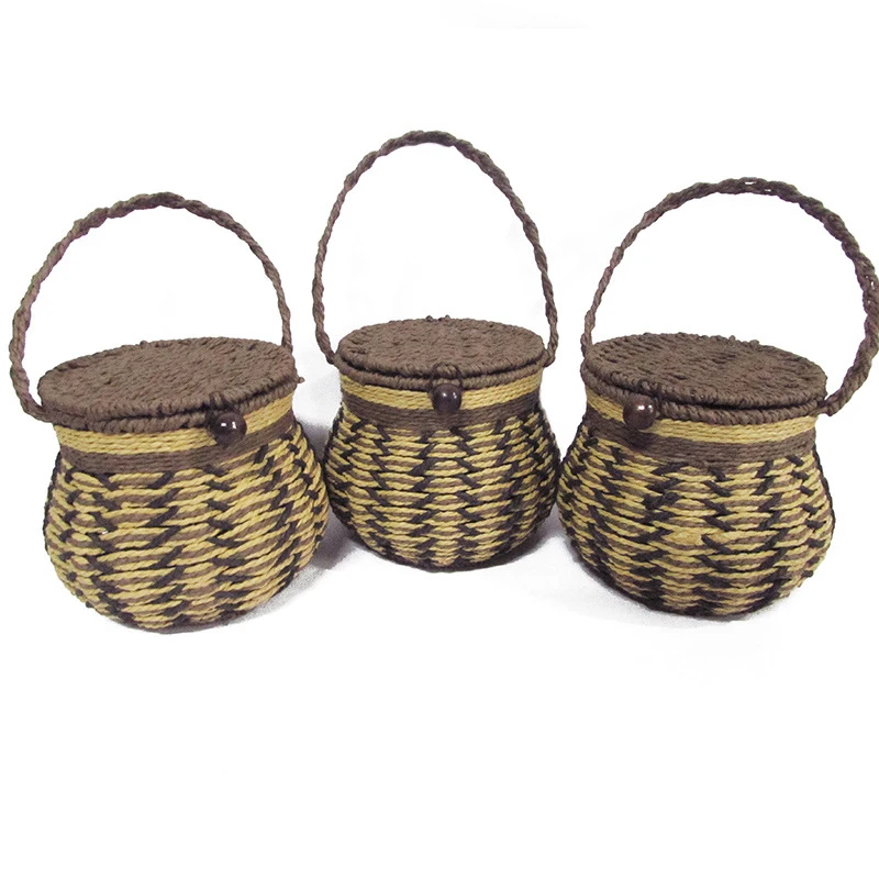 Straw storage basket desktop cosmetics snacks digital products headset debris storage box tea packaging living room organizer
Straw storage basket desktop cosmetics snacks digital products headset debris storage box tea packaging living room organizer
