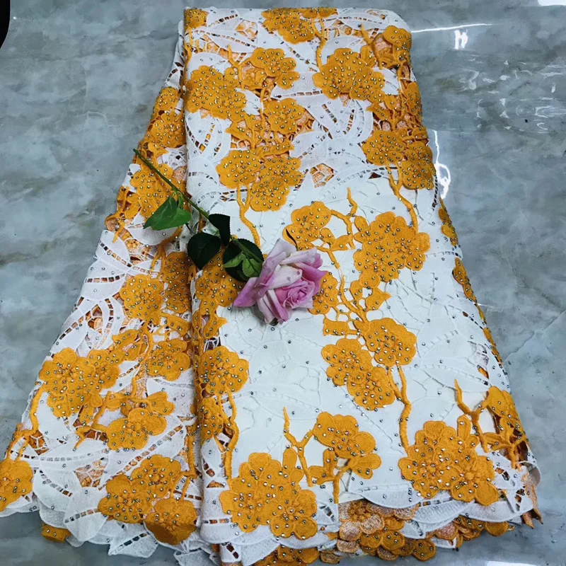 (5yards/pc) white orange African guipure lace fashion water soluble cord lace fabric with stones for high quality dress WLV05
(5yards/pc) white orange African guipure lace fashion water soluble cord lace fabric with stones for high quality dress WLV05