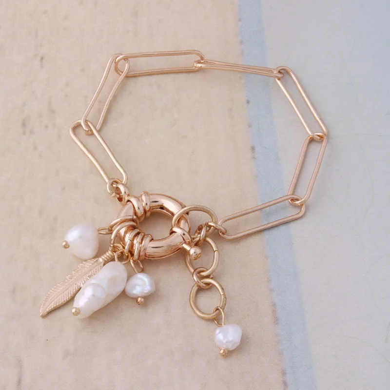 Freshwater Pearls Bracelete shell Nationality manual Braceletes Pulsera de piedra Mujer de Bohemia Bangle Jewelry
Freshwater Pearls Bracelete shell Nationality manual Braceletes Pulsera de piedra Mujer de Bohemia Bangle Jewelry