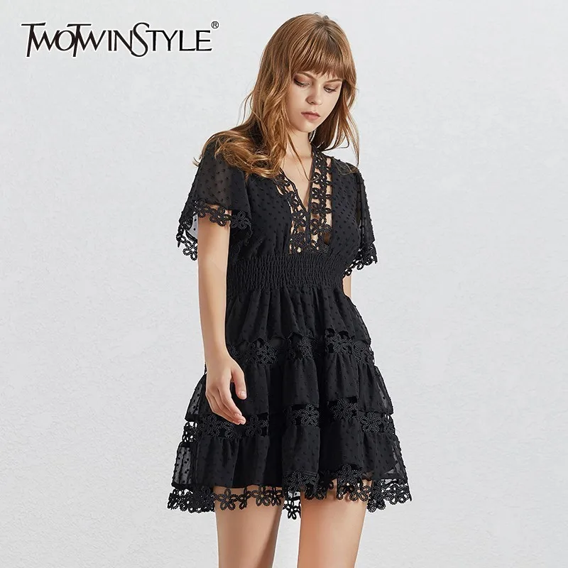 TWOTWINSTYLE Hollow Out Patchwork Women Dress V Neck Short Sleeve High Waist Polka Dot Mini Dresses Female Summer 2019 Fashion
TWOTWINSTYLE Hollow Out Patchwork Women Dress V Neck Short Sleeve High Waist Polka Dot Mini Dresses Female Summer 2019 Fashion