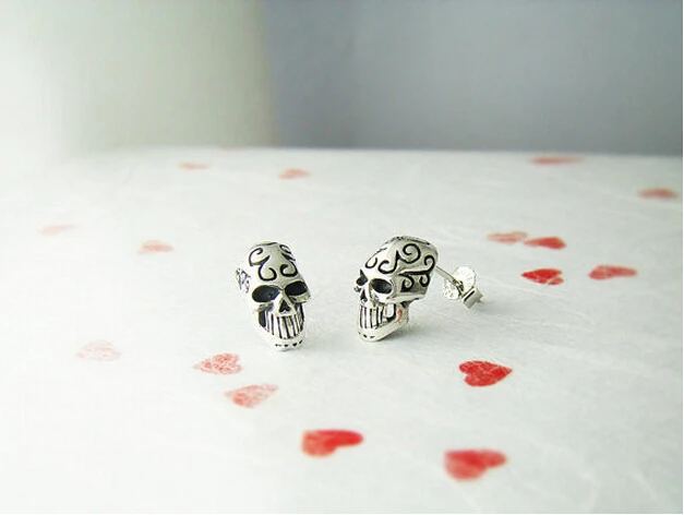 Halloween Skull Earrings Plant Stud Earrings Skeleton Earrings gift for women best friends
Halloween Skull Earrings Plant Stud Earrings Skeleton Earrings gift for women best friends