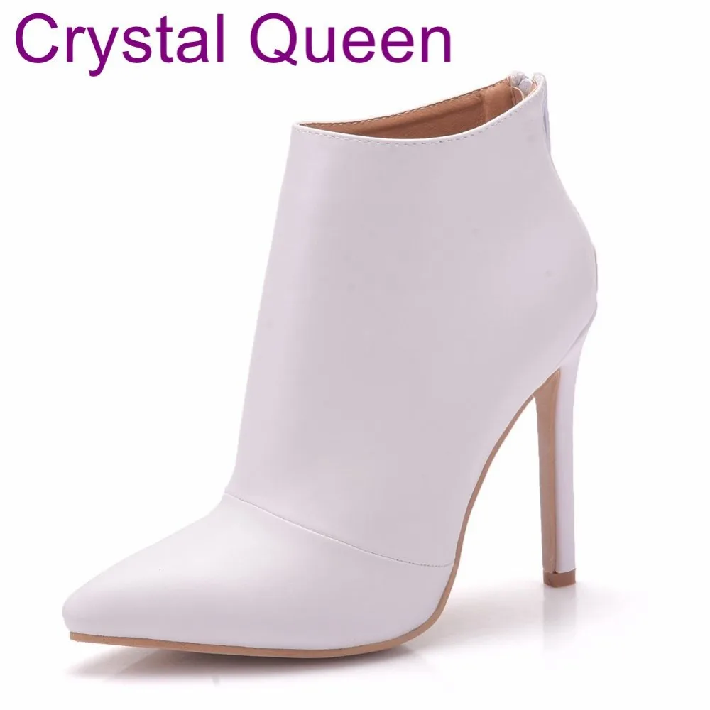 Crystal Queen Women Boots White Ankle Boots Pointed Toe Spring Bota Curto Ladies Party Western Sexy Hoof Heels Casual Boots
Crystal Queen Women Boots White Ankle Boots Pointed Toe Spring Bota Curto Ladies Party Western Sexy Hoof Heels Casual Boots