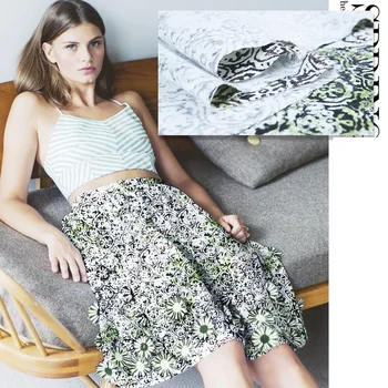 Gentle and quiet country style retro youth super powerful cotton fabrics cloth cotton fabric printing cloth DIY 
Gentle and quiet country style retro youth super powerful cotton fabrics cloth cotton fabric printing cloth DIY