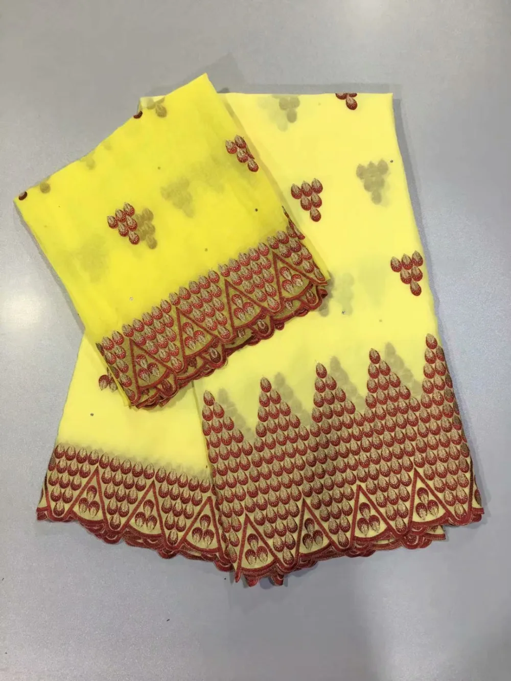 5+2 Swiss Voile Lace In Switzerland High Quality 2018 Nigerian Cotton Dry Lace Msterial Men Embroidery Swiss Voile Lace Fabric
5+2 Swiss Voile Lace In Switzerland High Quality 2018 Nigerian Cotton Dry Lace Msterial Men Embroidery Swiss Voile Lace Fabric