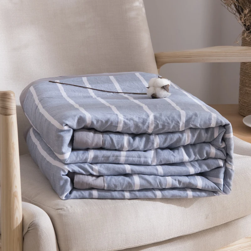 New Cotton Summer Air Conditioner Cool Thin Quilt Comfortable Gray Stripe Printing Home Textile Bedding Comforters Duvets
New Cotton Summer Air Conditioner Cool Thin Quilt Comfortable Gray Stripe Printing Home Textile Bedding Comforters Duvets