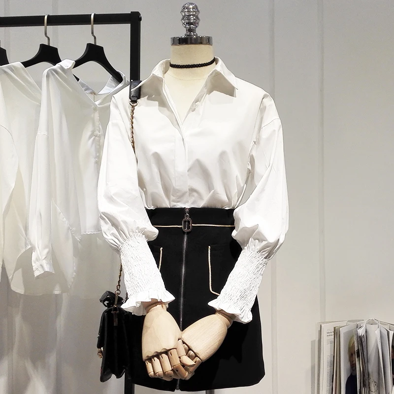 lantern sleeved women blouse and shirts 2019 summer new cotton white office lady shirts fashion outwear coat tops
lantern sleeved women blouse and shirts 2019 summer new cotton white office lady shirts fashion outwear coat tops