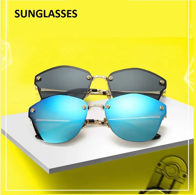 3025 polarized sunglasses female influx of people male and female models reflective color film yurt driving mirror sunglasses
3025 polarized sunglasses female influx of people male and female models reflective color film yurt driving mirror sunglasses