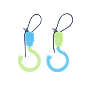 2pc/set Stroller Hooks Swivel Strong Non-slip Hanging Carrier Bag Hook Holder Adjustable Belt Pushchair Swivel Hanger
2pc/set Stroller Hooks Swivel Strong Non-slip Hanging Carrier Bag Hook Holder Adjustable Belt Pushchair Swivel Hanger