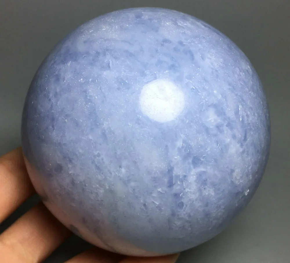 721g Natural Celestite Quartz Crystal sphere BALL Healing wedding souvenirs guests
721g Natural Celestite Quartz Crystal sphere BALL Healing wedding souvenirs guests