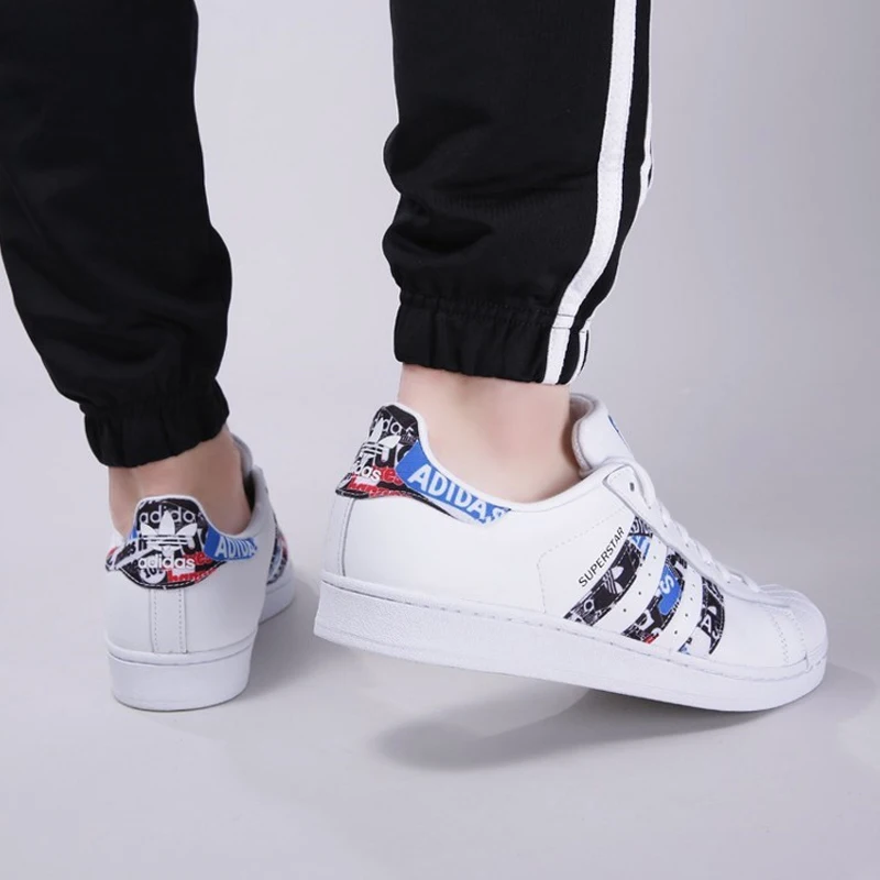 adidas clover superstar