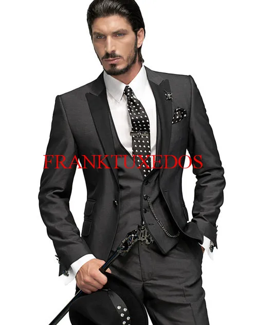 2017 Men Wedding Suits Custom Made Groom Tuxedos For Men Groomsman Bridegroom suits(Jacket+Pants+Vest+Tie)
2017 Men Wedding Suits Custom Made Groom Tuxedos For Men Groomsman Bridegroom suits(Jacket+Pants+Vest+Tie)