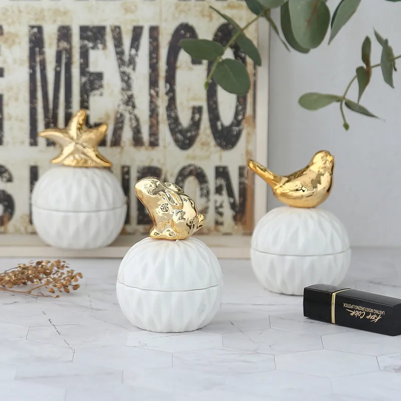 1Pcs Nordic Ceramic Jewelry Box Cute Bird Bear Squirrel Jewelry Storage Box Container Desktop Decorative Ornament Wedding Supply
1Pcs Nordic Ceramic Jewelry Box Cute Bird Bear Squirrel Jewelry Storage Box Container Desktop Decorative Ornament Wedding Supply