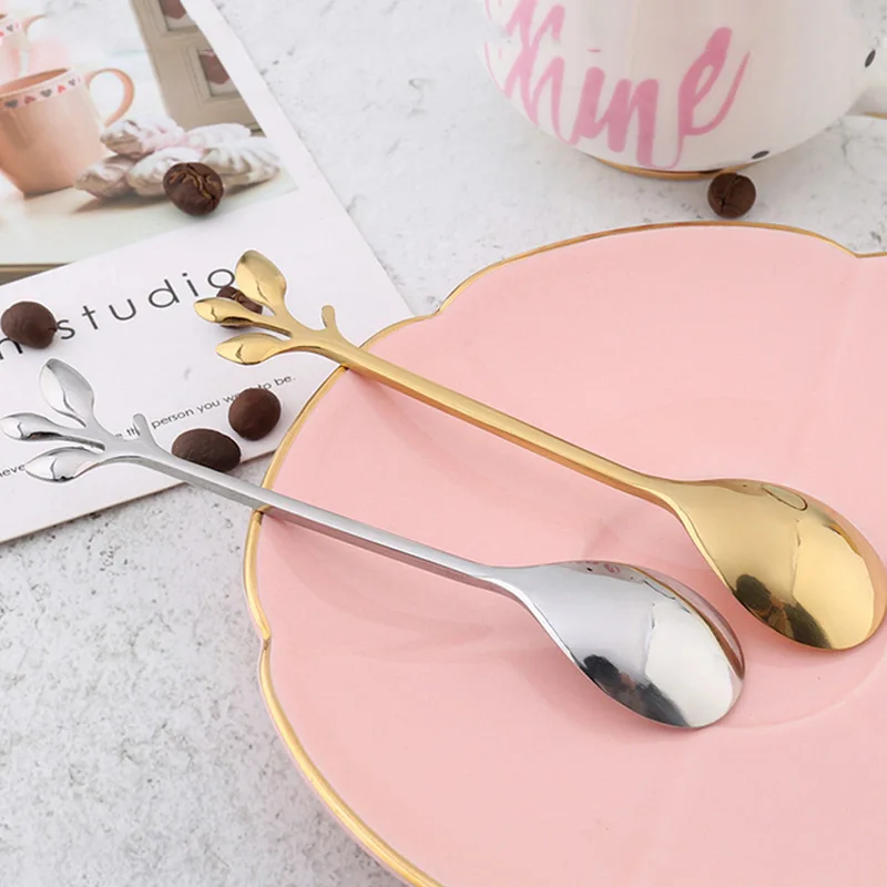 Hifuar Coffee Spoon Creative Handle Tea Stirring Spoons Coffee Spoon Exquisite Zinc Alloy Retro Leaves Spoons Kitchen Tableware
Hifuar Coffee Spoon Creative Handle Tea Stirring Spoons Coffee Spoon Exquisite Zinc Alloy Retro Leaves Spoons Kitchen Tableware