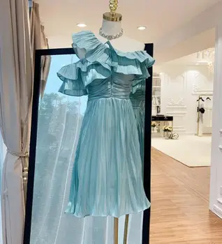 2019 summer new women's French small dress dress one shoulder ruffled pleated slim dressT3651 
2019 summer new women's French small dress dress one shoulder ruffled pleated slim dressT3651