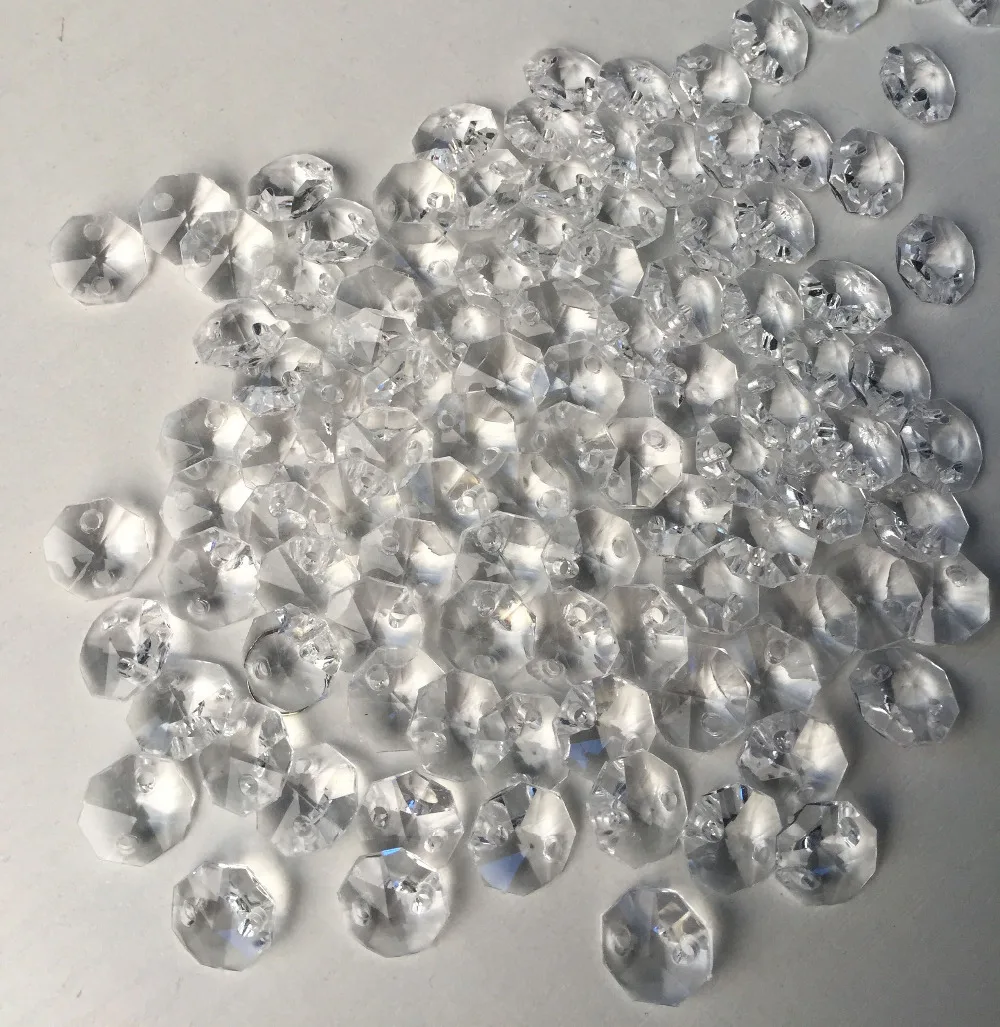 2017 Hot 14mm clear color,1000pcs/lot topper crystal acrylic octagon beads chandelier garland beads brilliant diy beads curtain
2017 Hot 14mm clear color,1000pcs/lot topper crystal acrylic octagon beads chandelier garland beads brilliant diy beads curtain