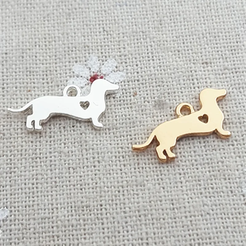 High Polished 20 Pieces/Lot 10mm*20mm Gold Color Charm Delicate Dachshund Pet Dog Charms For Jewelry Making
High Polished 20 Pieces/Lot 10mm*20mm Gold Color Charm Delicate Dachshund Pet Dog Charms For Jewelry Making