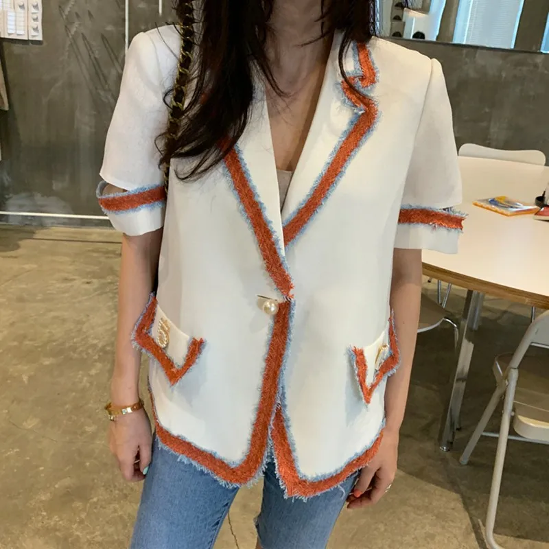 High Street Notched Collar hit color Women Blazer Single Button Summer Jacket 2019 Casual Pockets Female Suits fashion Coat
High Street Notched Collar hit color Women Blazer Single Button Summer Jacket 2019 Casual Pockets Female Suits fashion Coat
