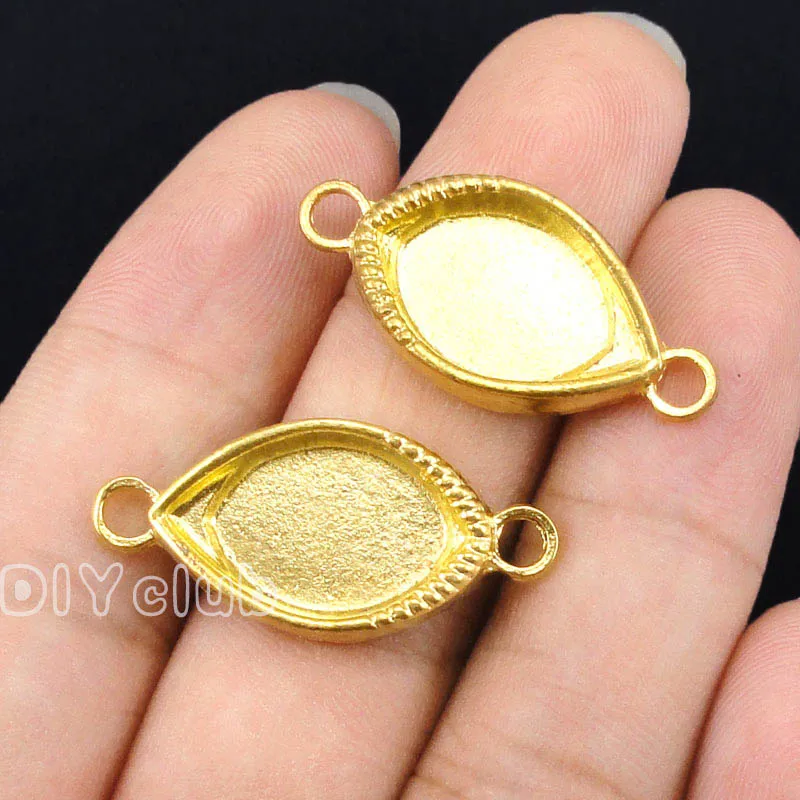 12pcs-Gold Tone Eye Shape Cameo Cabochon Base Settings Connector Charms, inner 15x10mm
12pcs-Gold Tone Eye Shape Cameo Cabochon Base Settings Connector Charms, inner 15x10mm