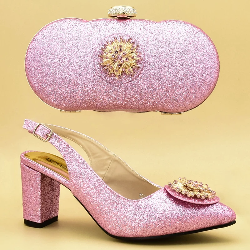 Pink Color African Shoes and Matching Bags Italian Matching Italian Shoe and Bag Set Decorated with Appliques Nigerian Shoe Bag
Pink Color African Shoes and Matching Bags Italian Matching Italian Shoe and Bag Set Decorated with Appliques Nigerian Shoe Bag