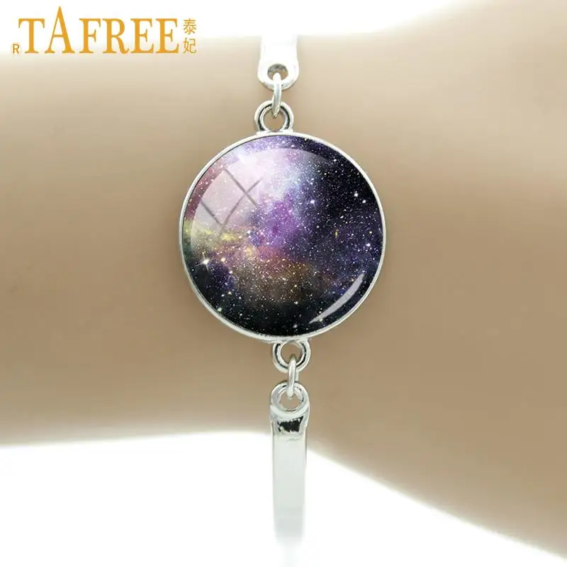 TAFREE 2017 new Galaxy nebula charms bracelet for women men fashion universe space nebulae stars bracelets party jewelry MO55
TAFREE 2017 new Galaxy nebula charms bracelet for women men fashion universe space nebulae stars bracelets party jewelry MO55