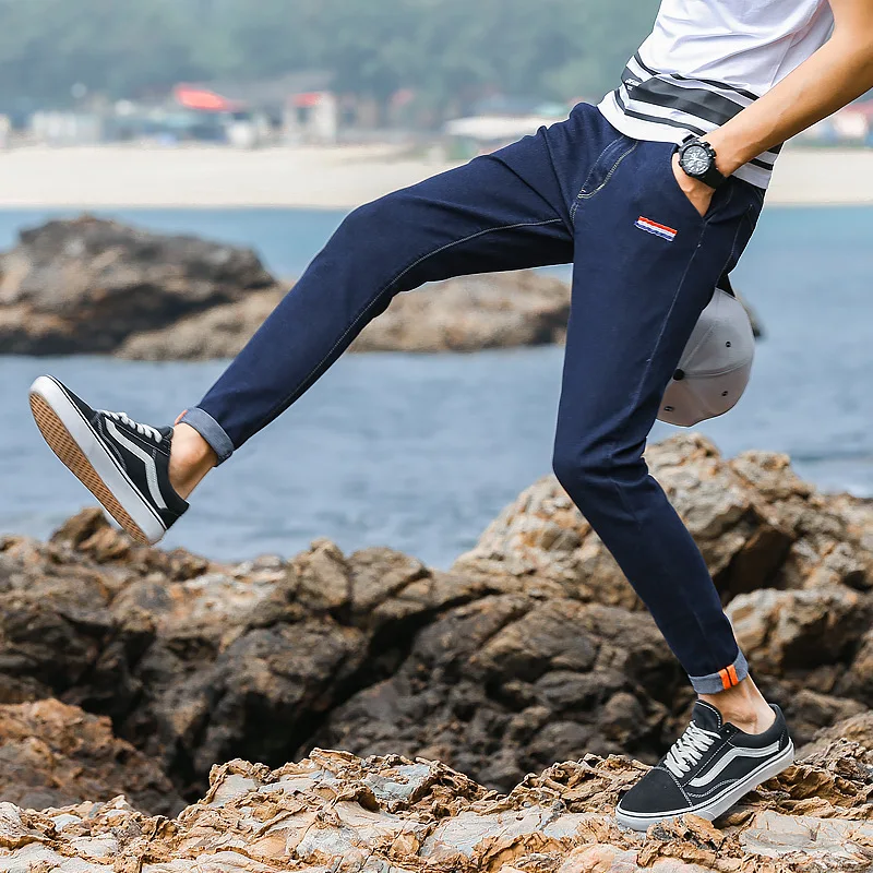 2019 spring and summer hot men's slim casual nine-point jeans men's cotton stretch jeans thin men's solid color feet jeans
2019 spring and summer hot men's slim casual nine-point jeans men's cotton stretch jeans thin men's solid color feet jeans