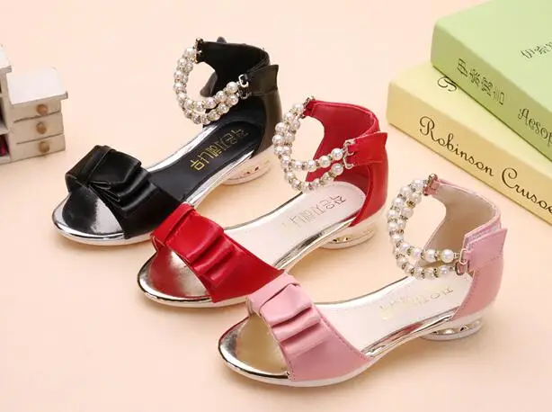 Summer Fish mouth Bow Pearl Girls Open Toe Sandals Student princess Small high heel Beads shoes
Summer Fish mouth Bow Pearl Girls Open Toe Sandals Student princess Small high heel Beads shoes