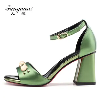 Fanyuan Fashion Genuine Leather Ankle-Wrap Sandals women Shoes Leisure Pearl decoration High Heels summer Casual Buckle Strap Sh
Fanyuan Fashion Genuine Leather Ankle-Wrap Sandals women Shoes Leisure Pearl decoration High Heels summer Casual Buckle Strap Sh