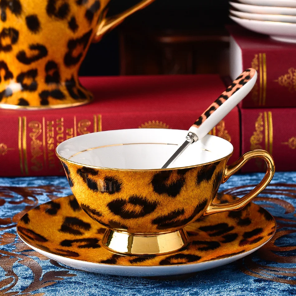 Creative Leopard Print Coffee Cup European Luxury Afternoon Tea Set Household Coffee Cup Gift with Spoon Girl
Creative Leopard Print Coffee Cup European Luxury Afternoon Tea Set Household Coffee Cup Gift with Spoon Girl