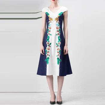 High quality designer summer runway dress Women Sleeveless Patchwork Flower Embroidered Vintage Chinese Style Elegant Midi Dress
High quality designer summer runway dress Women Sleeveless Patchwork Flower Embroidered Vintage Chinese Style Elegant Midi Dress