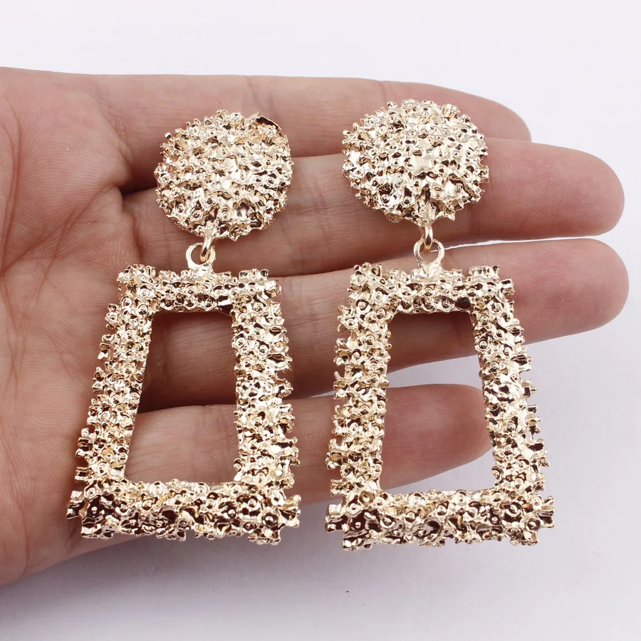 ZWPON 2019 Hot Sale Big ZA Square Textured Metal Earrings for Women Fashion Geometric Statement Brand Designer Jewelry Wholesale
ZWPON 2019 Hot Sale Big ZA Square Textured Metal Earrings for Women Fashion Geometric Statement Brand Designer Jewelry Wholesale