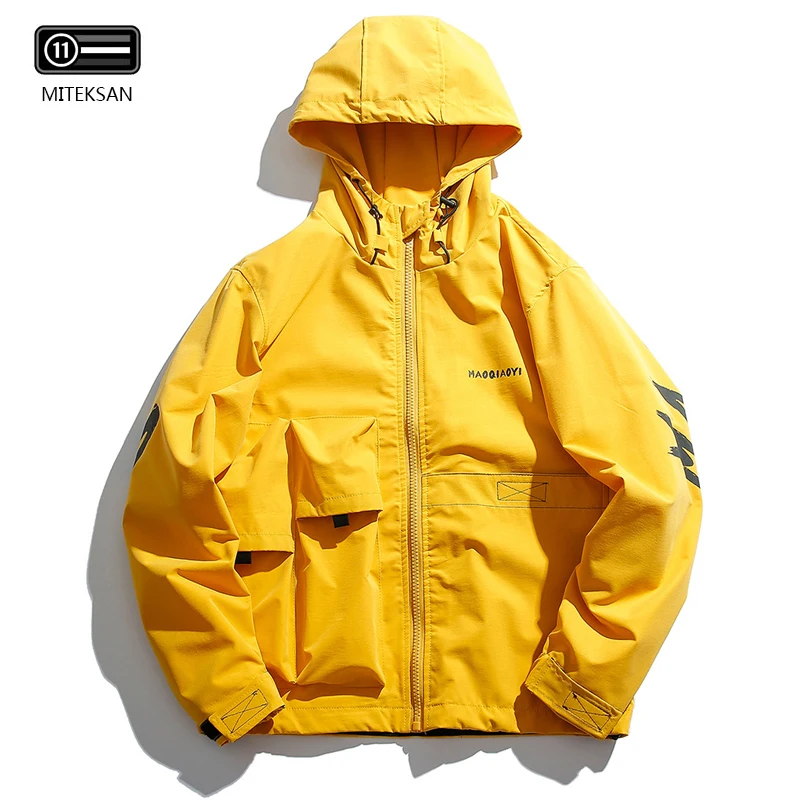 Men Jackets clothes Tracksuit Coat StreetWear Windbreaker Jackets Autumn Hip Hop Streetwear neutral Casual Man Fashion Jacket
Men Jackets clothes Tracksuit Coat StreetWear Windbreaker Jackets Autumn Hip Hop Streetwear neutral Casual Man Fashion Jacket