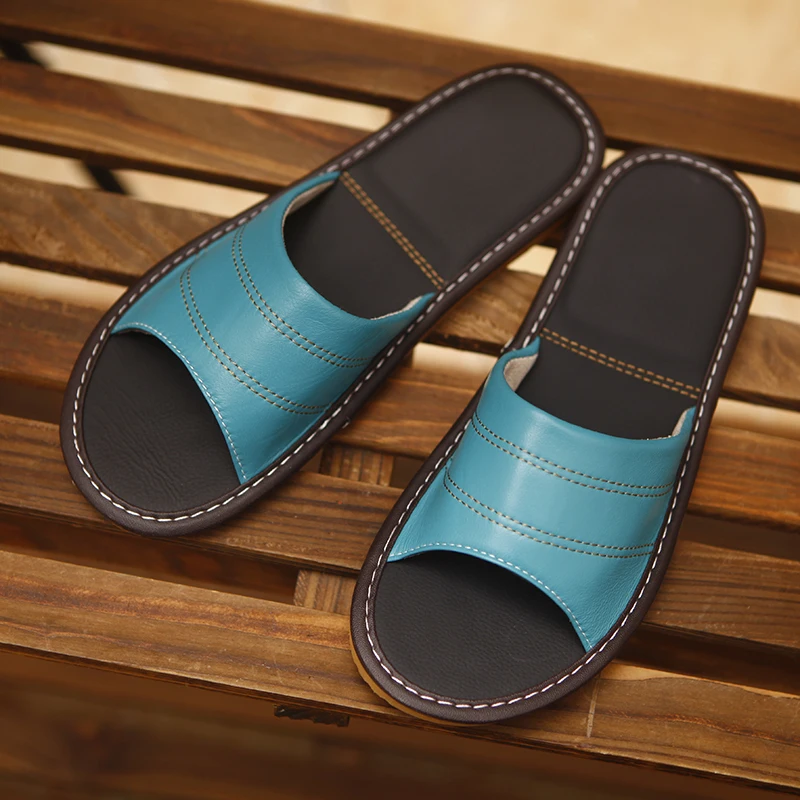 Summer Anti-Slip Genuine Leather Indoor Slippers Couples' Comfortable Home Shoes Soft Sheepskin Casual Slippers for Men/Women
Summer Anti-Slip Genuine Leather Indoor Slippers Couples' Comfortable Home Shoes Soft Sheepskin Casual Slippers for Men/Women