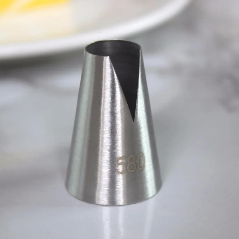 580# Flower Icing Piping Tips Nozzle Cake Cupcake Decorating Mouth Pastry Tool Bakeware
580# Flower Icing Piping Tips Nozzle Cake Cupcake Decorating Mouth Pastry Tool Bakeware