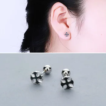 Factory Direct Sale S925 Tremella Female Han Edition Screw Drip Cross Earrings A Undertakes To
Factory Direct Sale S925 Tremella Female Han Edition Screw Drip Cross Earrings A Undertakes To