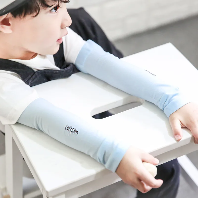 1Pair Solid Arm Sunscreen Sleeve Kids Summer Boys Girls Sleeve Sun Protection Arms Cover Bracer Children Outdoor UV Protective
1Pair Solid Arm Sunscreen Sleeve Kids Summer Boys Girls Sleeve Sun Protection Arms Cover Bracer Children Outdoor UV Protective