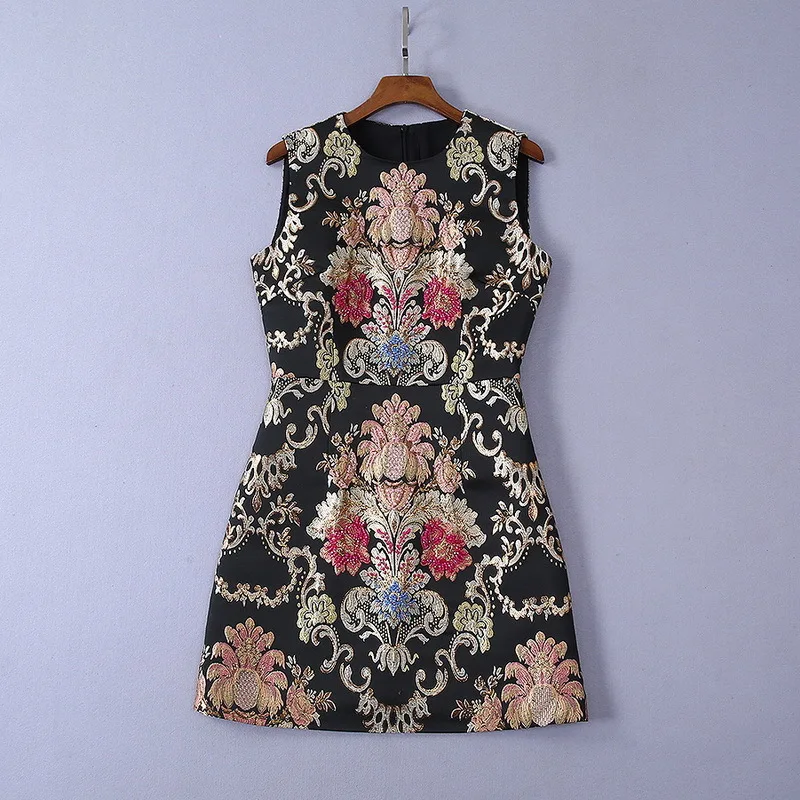 High quality beading baroque dress Brand new design sleeveless mini dress 2019 summer runways women's dress A217
High quality beading baroque dress Brand new design sleeveless mini dress 2019 summer runways women's dress A217