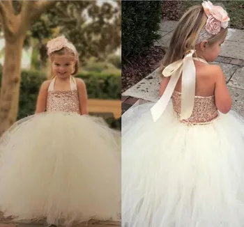 Cute Ivory Flower Girl Dresses 2017 Gold Sequined Halter Tutu Floor Length Ball Gown Cheap Custom Made Little Girls Pageant Gown
Cute Ivory Flower Girl Dresses 2017 Gold Sequined Halter Tutu Floor Length Ball Gown Cheap Custom Made Little Girls Pageant Gown