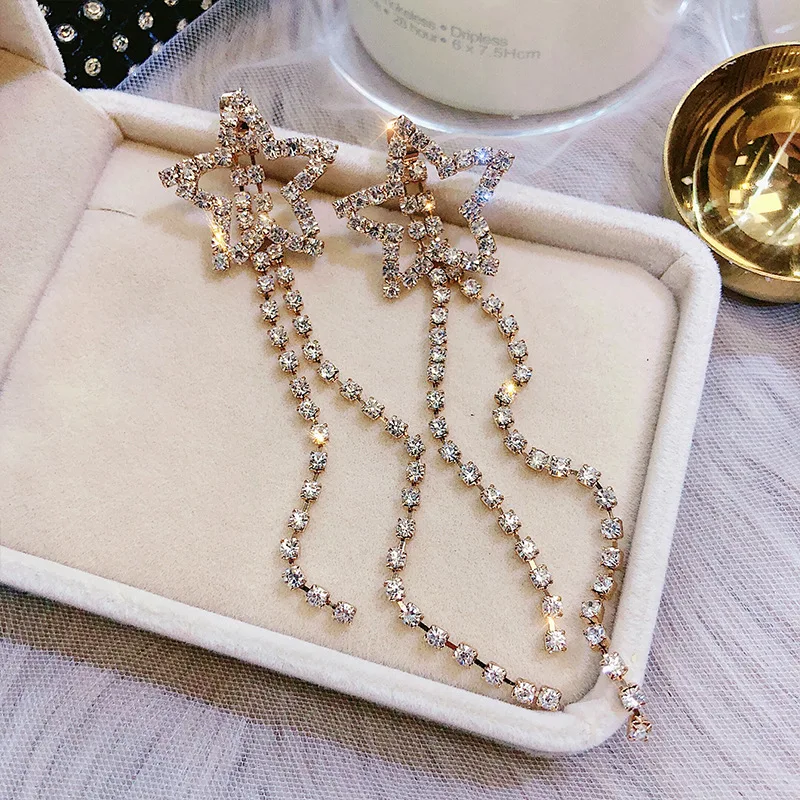 New Fashion Metal Trendy Star Women Dangle Earrings Simple Long Star Earrings Korean Trendy Pendant Jewelry For Female
New Fashion Metal Trendy Star Women Dangle Earrings Simple Long Star Earrings Korean Trendy Pendant Jewelry For Female