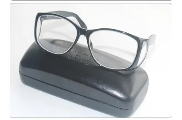 Оригинальные медицинские защитные очки/очки со свинцовым покрытием, 0,5 эквивалент свинца mmpb, передняя и боковая защита, прошли сертификацию CE,FDA,ISO9001. 
Оригинальные медицинские защитные очки/очки со свинцовым покрытием, 0,5 эквивалент свинца mmpb, передняя и боковая защита, прошли сертификацию CE,FDA,ISO9001.