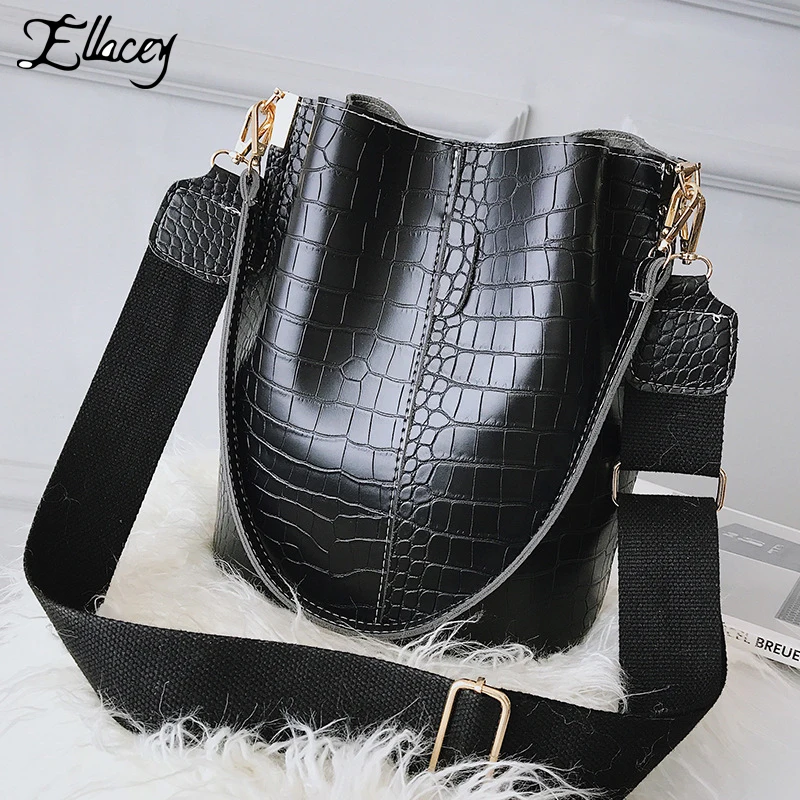 2019 Retro Women Bag Ladies Crocodile Pattern Handbag Large Capacity Alligator Bucket Bags Ladies Casual Shoulder Messenger Bag
2019 Retro Women Bag Ladies Crocodile Pattern Handbag Large Capacity Alligator Bucket Bags Ladies Casual Shoulder Messenger Bag