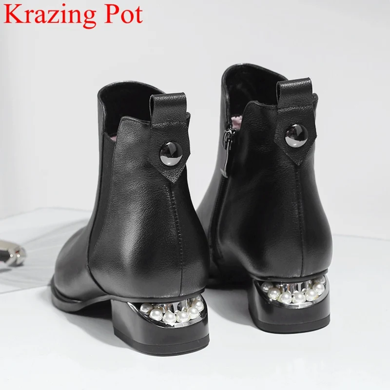 2019 superstar big size genuine leather zipper ankle boots elegant pointed toe Chelsea boots party pearl heels winter shoes L2f5
2019 superstar big size genuine leather zipper ankle boots elegant pointed toe Chelsea boots party pearl heels winter shoes L2f5