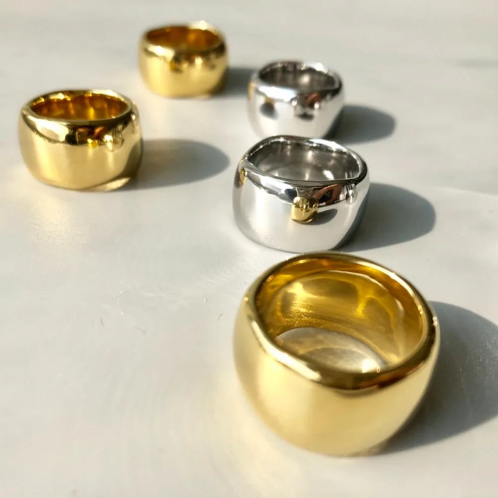 Cold Metal Wind Copper Ring White & Golden 2 Color bague anillos mujer anel aneis anelli Charm ring bisuteria anel feminino
Cold Metal Wind Copper Ring White & Golden 2 Color bague anillos mujer anel aneis anelli Charm ring bisuteria anel feminino