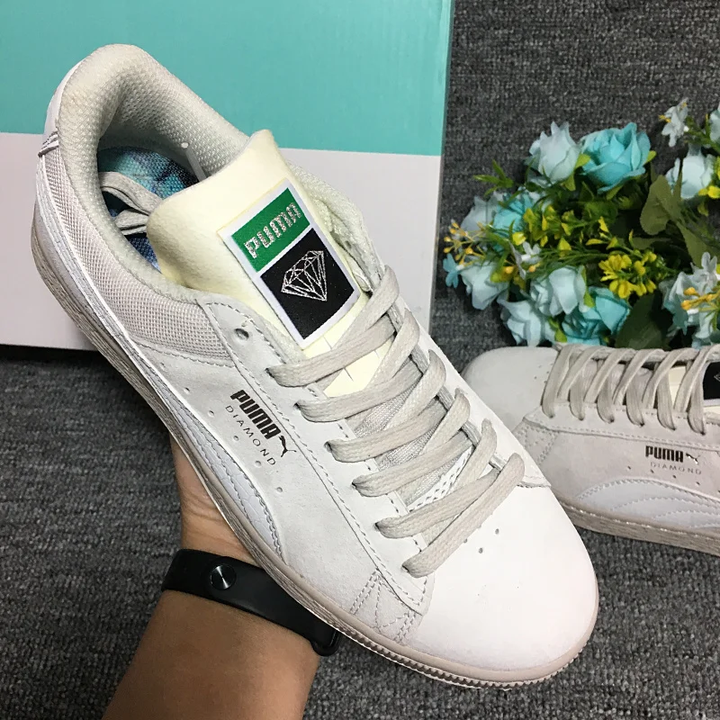 2018 Diamonds Puma by Rihanna Suede Creepers men's shoes Breathable Badminton Shoes Sneakers size 40-44
2018 Diamonds Puma by Rihanna Suede Creepers men's shoes Breathable Badminton Shoes Sneakers size 40-44