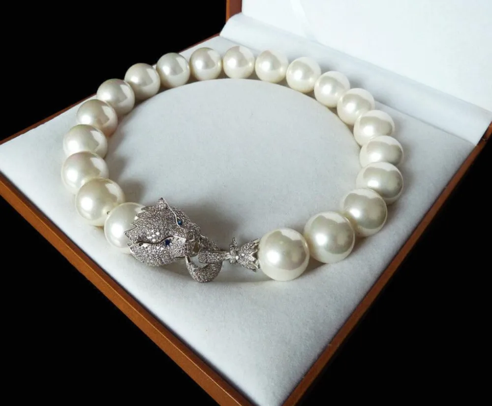 Hot sale new Style >>>>>Natural 20mm white shell pearl inlay zircon leopard head LUXURY necklace
Hot sale new Style >>>>>Natural 20mm white shell pearl inlay zircon leopard head LUXURY necklace