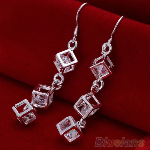 Fashion Womens Silver Plated Cube Earrings Whitehead Checkered Ear Pendant Dangle 000C 01DC
Fashion Womens Silver Plated Cube Earrings Whitehead Checkered Ear Pendant Dangle 000C 01DC