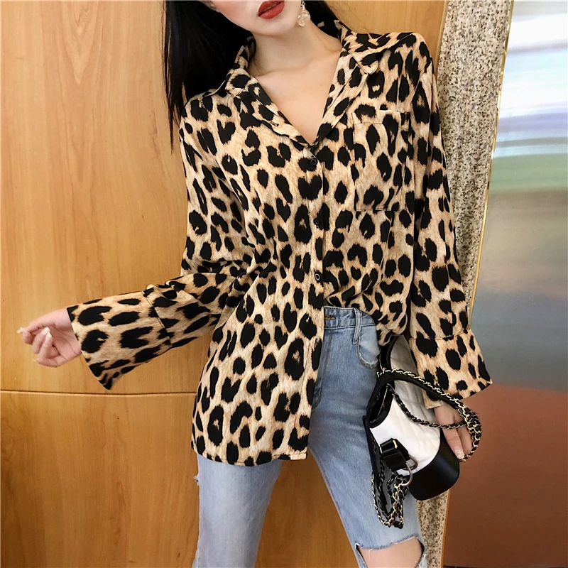 Women Sexy Vintage Leopard Print Blouse Turn-down Collar Long Sleeve Pocket Womens Tops Blouses Plus Size Shirt Blusas Mujer
Women Sexy Vintage Leopard Print Blouse Turn-down Collar Long Sleeve Pocket Womens Tops Blouses Plus Size Shirt Blusas Mujer